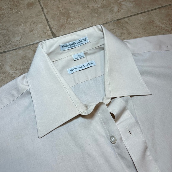 Van Heusen Tan Casual Button Down Shirt - Picture 2 of 3
